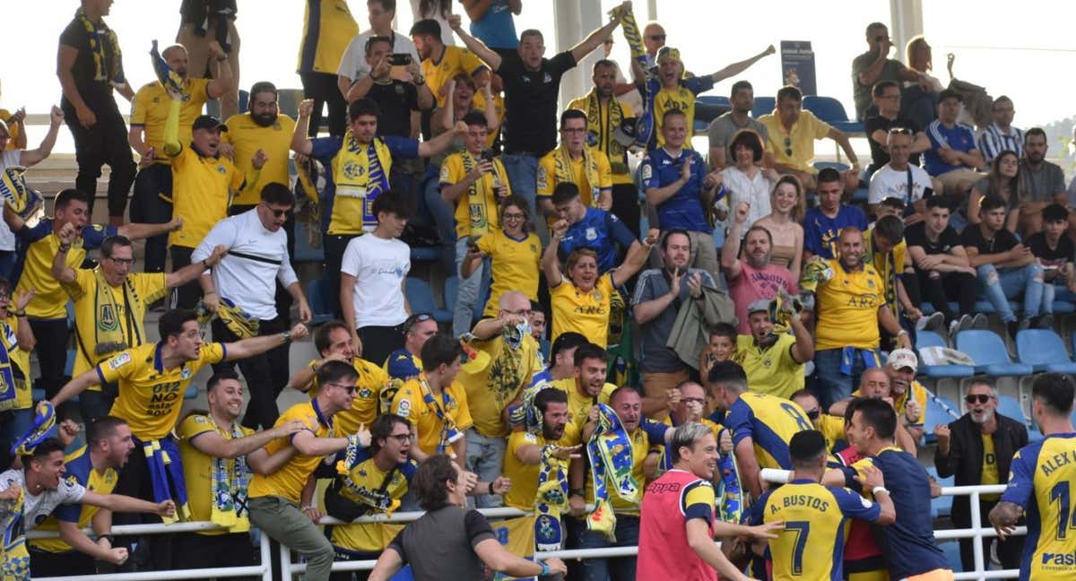 El Alcorcón celebra un triunfo esta temporada./AD ALCORCÓN