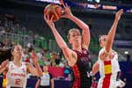 Meesseman desmonta a España y la deja con una plata que sabe a mucho más