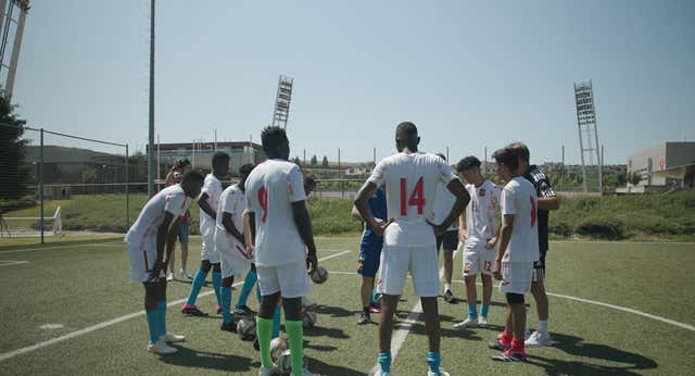 Un Mundial para dejar muchas vidas atrás: «Por jugar al fútbol en mi país puedo ir al calabozo»