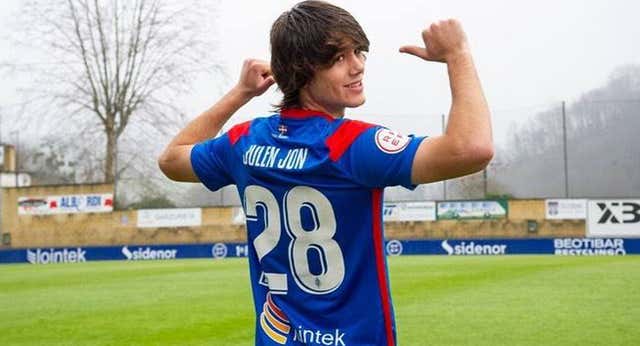 Julen Jon Guerrero vuelve al Madrid sin sitio claro… y sin ofertas de Primera ni Segunda