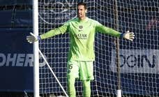 Un mes después, la recuperación de Sergio Rico avanza con precaución