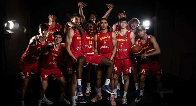 La selección Sub-19 ilusiona en el Mundial y sueña con repetir el oro de 1999