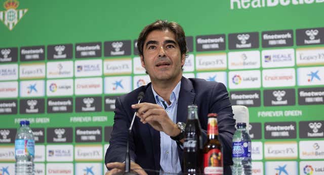 El Betis tiene que adelantar dinero en LaLiga antes de ampliar capital si quiere usarlo en el mercado