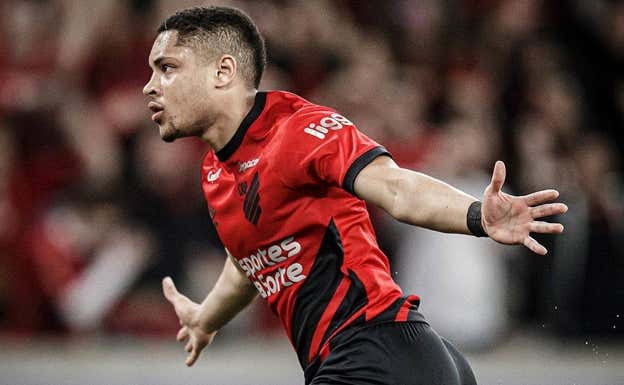 Vitor Roque celebra un gol con el Athletico Paranaense.  INSTAGRAM: @vitor_roque9