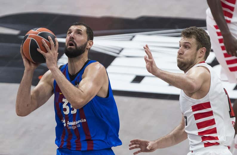 La salida de Vezenkov acerca a Mirotic a Olympiacos... a falta del acuerdo con el Barça