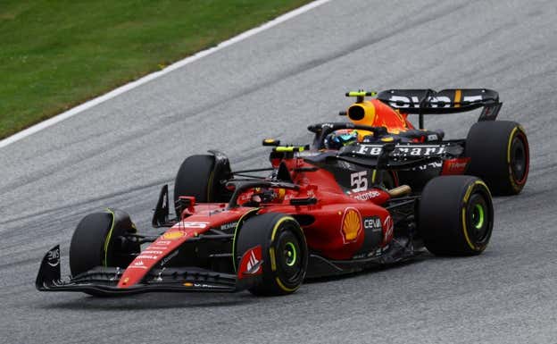 La defensa de Sainz a Pérez en el GP de Austria. Reuters