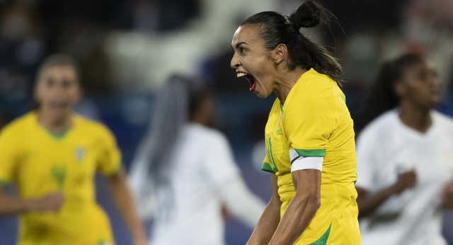La máxima goleadora en un Mundial Femenino: del récord de Michelle Akers al de Marta Vieira