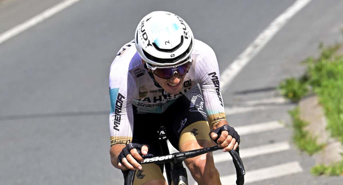 Pello Bilbao se esfuerza durante su intento de escapada bajando el Jaizkibel./Getty Images