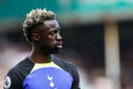 El Villarreal se fija en Davinson Sánchez como sustituto de Pau Torres