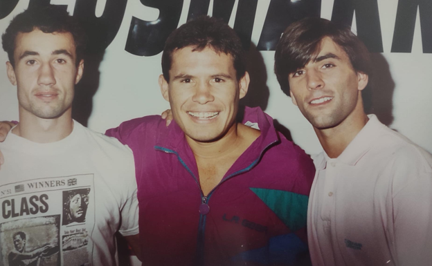 José Luis Serrano, Julio César Chávez y el también boxeador Pablo Briales. Archivo fotográfico José Luis Serrano.
