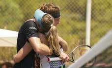 Paula Badosa, Stefanos Tsitsipas y el clavo ardiendo de la intimidad del vestuario
