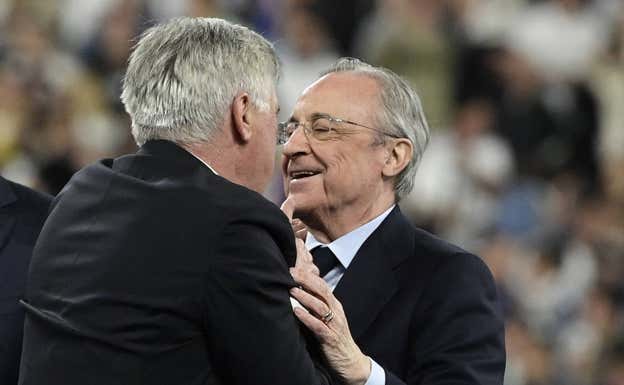 Florentino Pérez y Carlo Ancelotti.  AFP