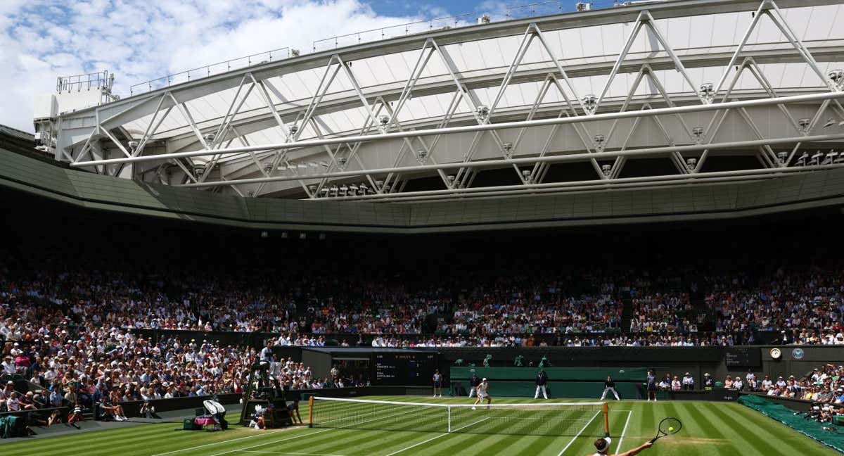 La hierba de Wimbledon, el torneo más antiguo y emblemático del tenis.