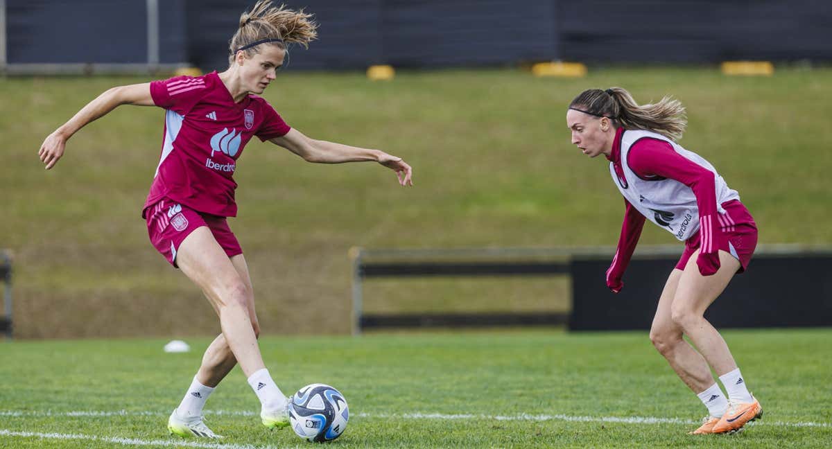 Jugadoras de la Selección española entrenando antes de su debut mundialista. /EFE