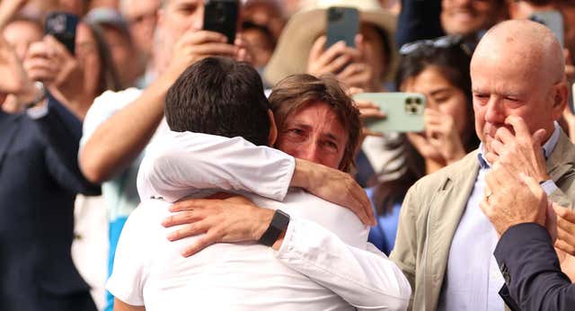 La historia tras las lágrimas de Ferrero y su abrazo a Alcaraz de ocho segundos: «La emoción le desbordó»