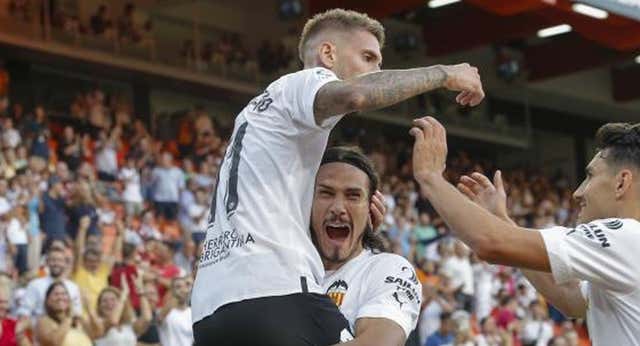 Baraja muestra sus cartas: no convoca a Cavani, Castillejo, Marcos André ni Yunus Musah