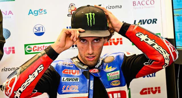 Álex Rins no volverá en Silverstone y su sustituto será Iker Lecuona