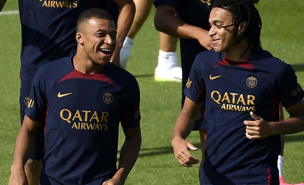Luis Enrique debuta en el PSG convocando a Mbappé... ¡y a su hermano de 16 años!