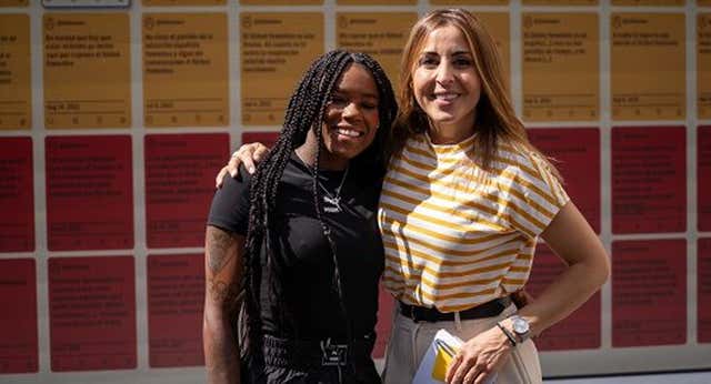 Visa convierte en positivos los mensajes de odio hacia el fútbol femenino: tarjetas rojas, amarillas y unión