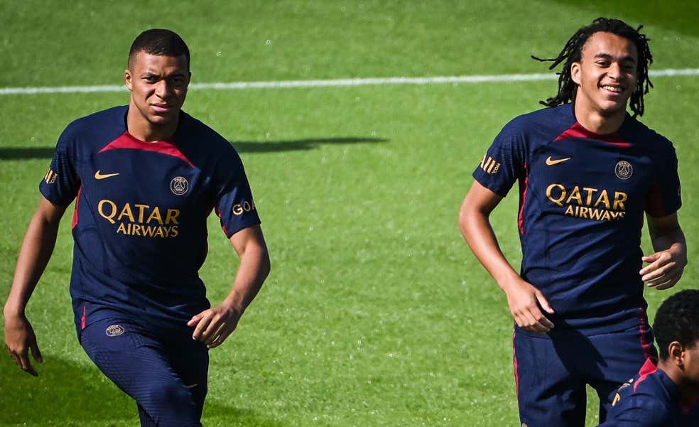 ¿El último partido de Kylian Mbappé con el PSG? Marca tras salir del banquillo en el primer partido de la era Luis Enrique