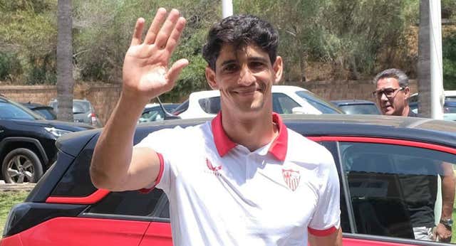 El Sevilla aguarda por Bono: PSG y Arabia pretenden al portero