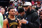 El hijo de LeBron James sufre un paro cardiaco, pero está fuera de peligro