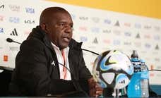 Tensión entre el técnico de Zambia, acusado de abusos sexuales, y la prensa española