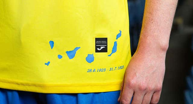 Amistad por naufragio: un club escocés inmortaliza las Canarias en su camiseta por la travesía más famosa y accidentada de su historia