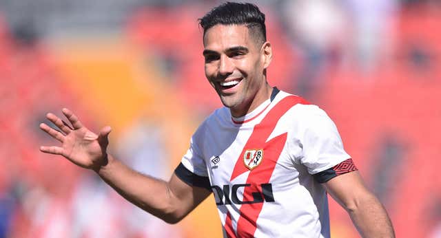 Arabia y Brasil tientan a Falcao