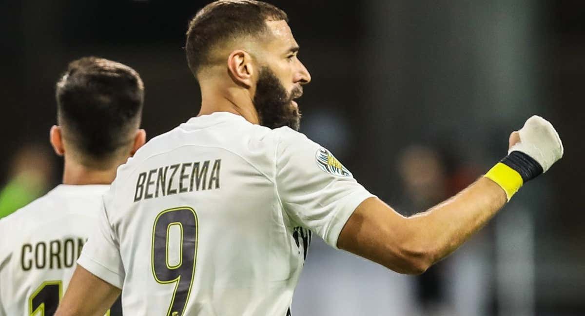 Karim Benzema tras anotar el gol de la victoria en su debut./Efe