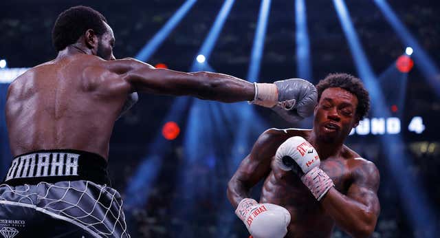 Terence Crawford despeja todas las incógnitas: barre a Errol Spence para ser indiscutido
