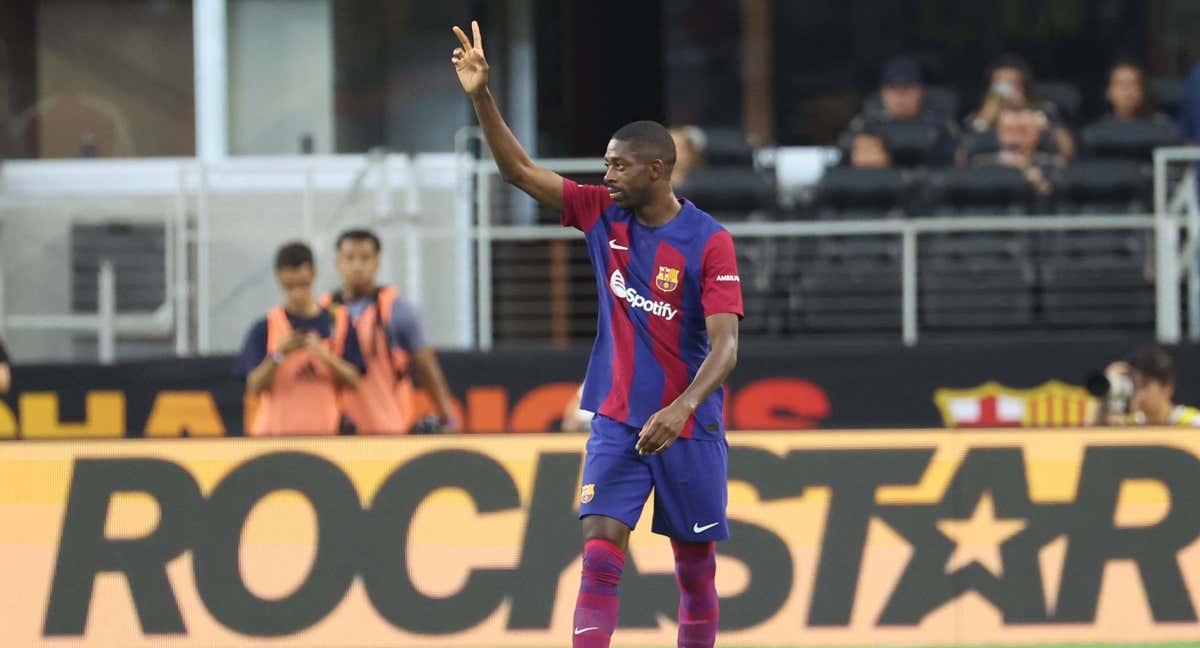 Dembélé celebra su último gol como jugador del Barcelona./AGENCIAS