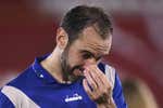 Diego Godín dice adiós al fútbol entre lágrimas: «Gracias»