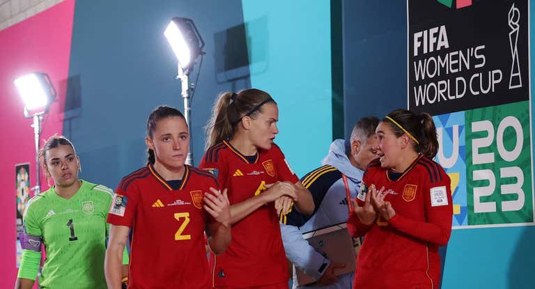 Misa, Ona Batlle, Irene y Mariona durante el descanso del Japón - España.