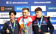 Iñigo Llopis, campeón del mundo en 100 metros espalda
