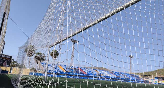 El Ayuntamiento niega al UD Granadilla hacer las obras que exige la liga: «Nos pondrán a parir pero no es nuestra culpa»
