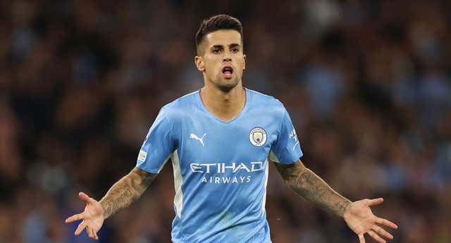 Xavi, ¿para qué Joao Cancelo? Análisis de un deseo