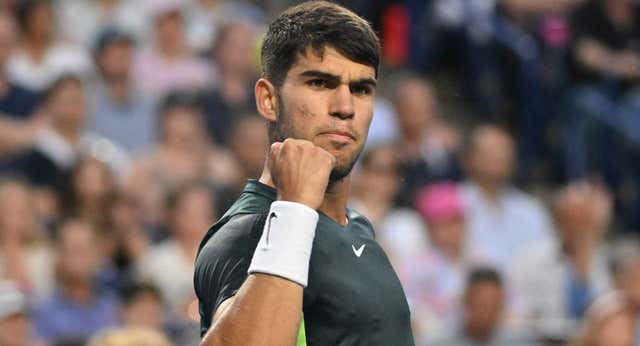 Alcaraz se impone a Hurkacz: remontada, tie break inesperado y a cuartos del Masters 1000 de Toronto