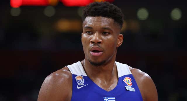 Giannis Antetokounmpo renuncia al Mundial de Baloncesto: «No es una elección, sí la única opción»