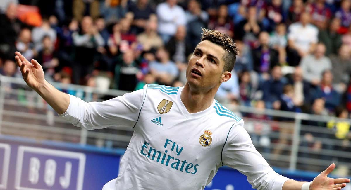 Cristiano Ronaldo celebra un gol con el Real Madrid./EFE