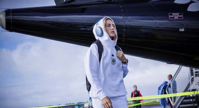 El silencio de Alexia Putellas: así ha asumido un rol secundario en la Selección
