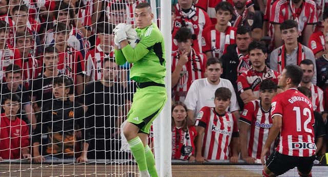 El «compromiso», Carvajal y Alaba hicieron olvidar a Courtois… y a Lunin