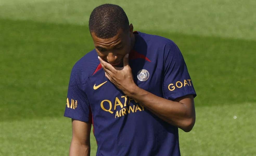 El PSG y Mbappé firman una tregua: el francés vuelve a los entrenamientos