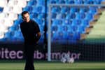 Xavi señala a Soto Grado y a LaLiga: «Si vendemos el producto así... Es una vergüenza absoluta. La mano es inventada»