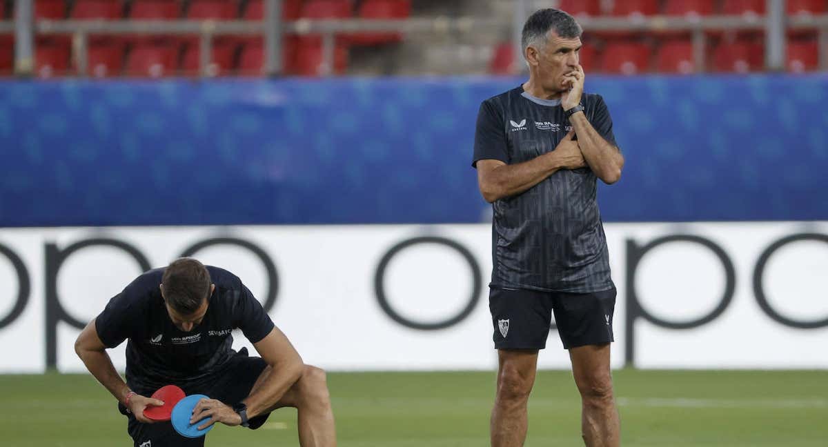 Mendilibar, durante el entrenamiento previo a la final de la Supercopa de Europa. /EFE