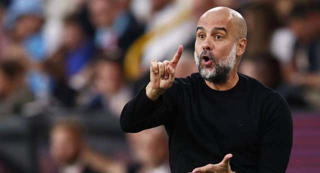 Guardiola, sobre la plaga de lesiones de ligamento cruzado: «Te hacen viajar a Asia y América y la gente cae…»