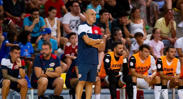 Javi Rodríguez quiere acabar con la sequía de títulos de ElPozo: “Todo lo que he pedido, me lo han dado”