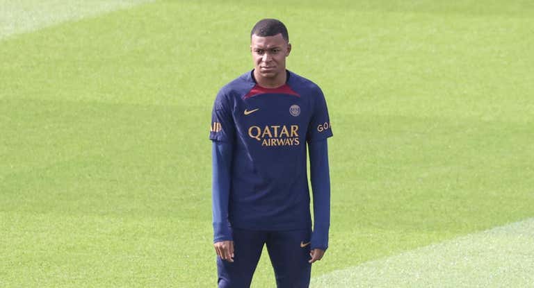 Mbappé en un entrenamiento del PSG.