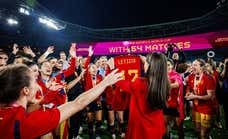 Letizia se salta el protocolo y propicia unas imágenes inéditas en la celebración del Mundial