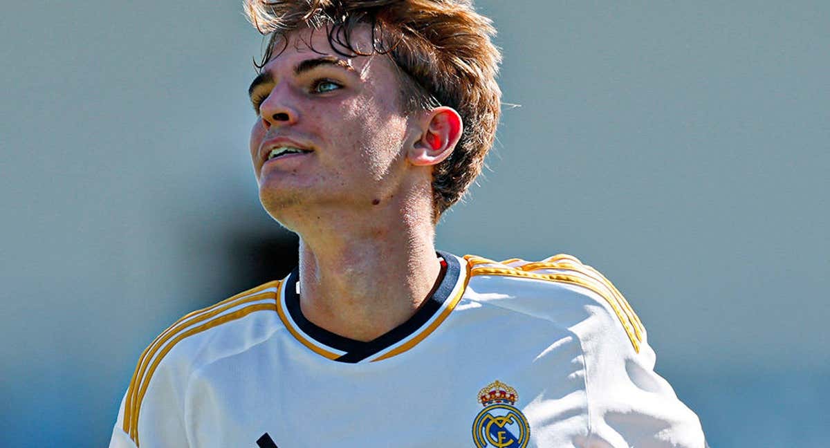 Nico Paz, con el Real Madrid Castilla./REAL MADRID